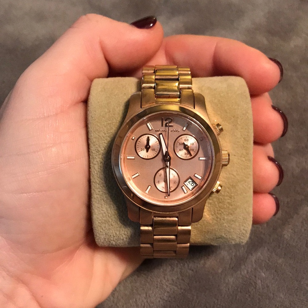 Michael kors rose gold watch